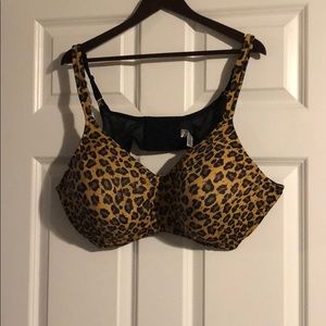 Leopard print underwire bra